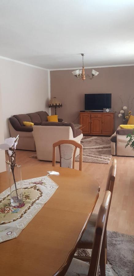 Apartman Lara Фоча Екстериор снимка