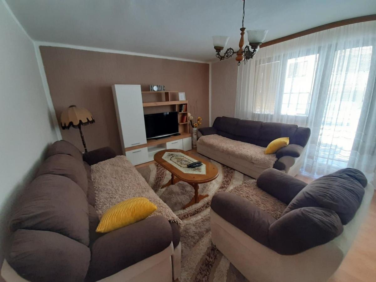 Apartman Lara Фоча Екстериор снимка
